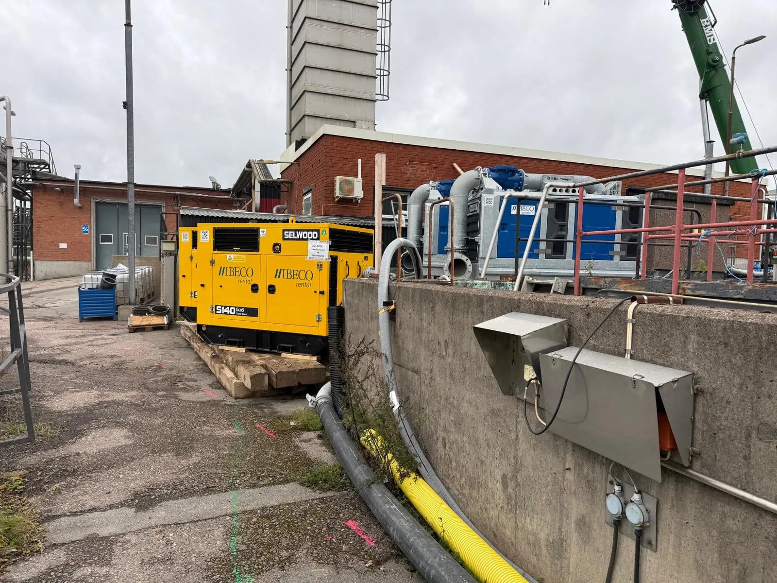 Bäckhammars bruk – ventiler i DN1000 och förbipumpning från IBECO Rental — bild 3